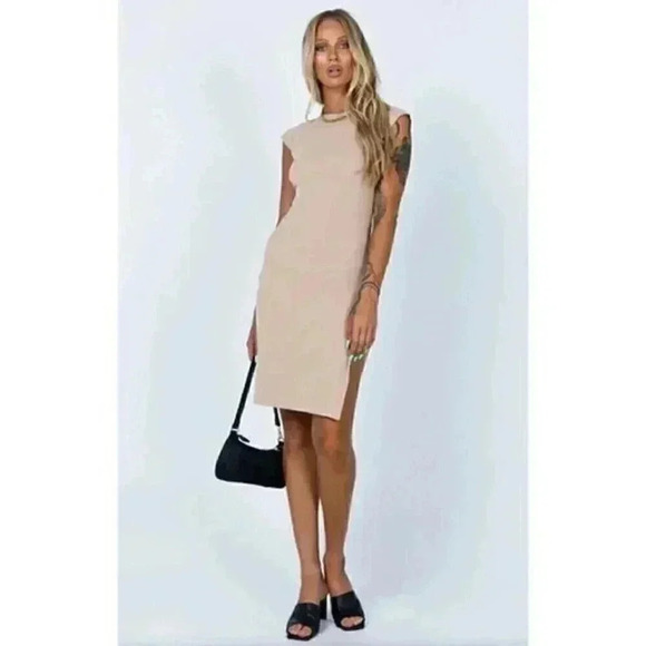 DON'T BLAME ME MIDI DRESS BEIGE - Picture 1 of 5
